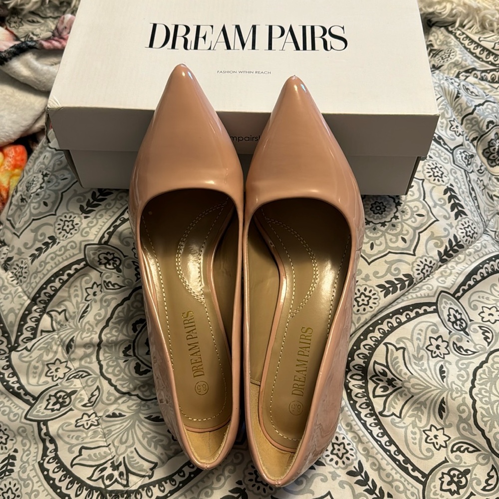 Pink pumps